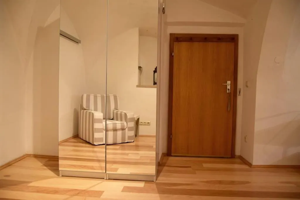 Apartment Historische Wohnung Im Herzen Der Regensburger Altstadt