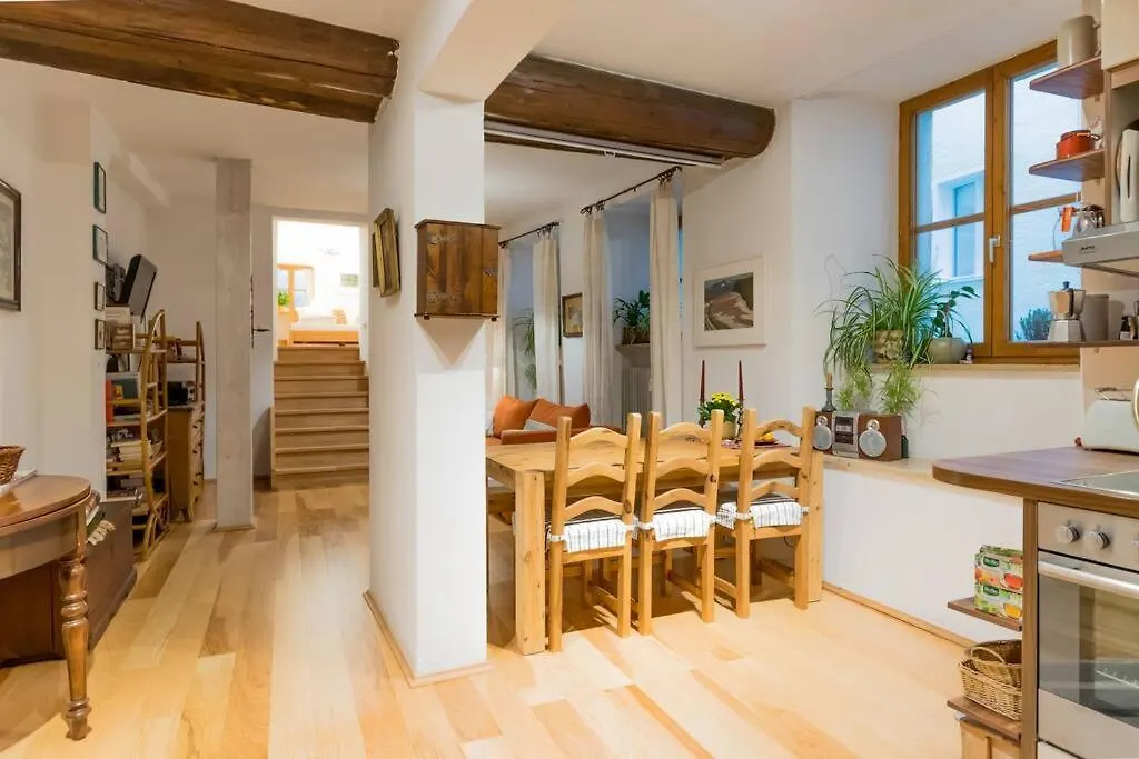Historische Wohnung Im Herzen Der Regensburger Altstadt 0*, Regensburg